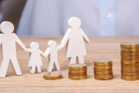 Сравниваем детское пособие в Беларуси и других странах