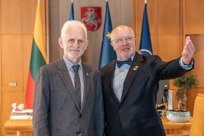 Бяляцкі: «Беларуская АЭС — гэта праява гібрыднай вайны»