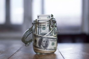 «Государство принимает всяческие меры, чтобы у людей не было никаких механизмов использовать доллары внутри страны»