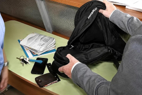 «Как дети могут расти в среде, где есть досмотры и агрессия? Это уже тюрьма какая-то»