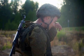 «На протяжении дня у нас физическая работа, время есть только на завтрак, обед и ужин. Больше отдыха здесь нет, все время уходит на подготовку»